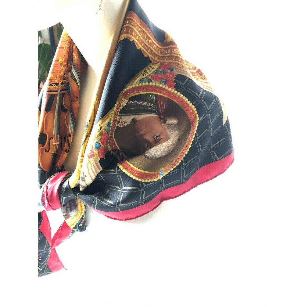Hermès Mozart Pattern Scarf